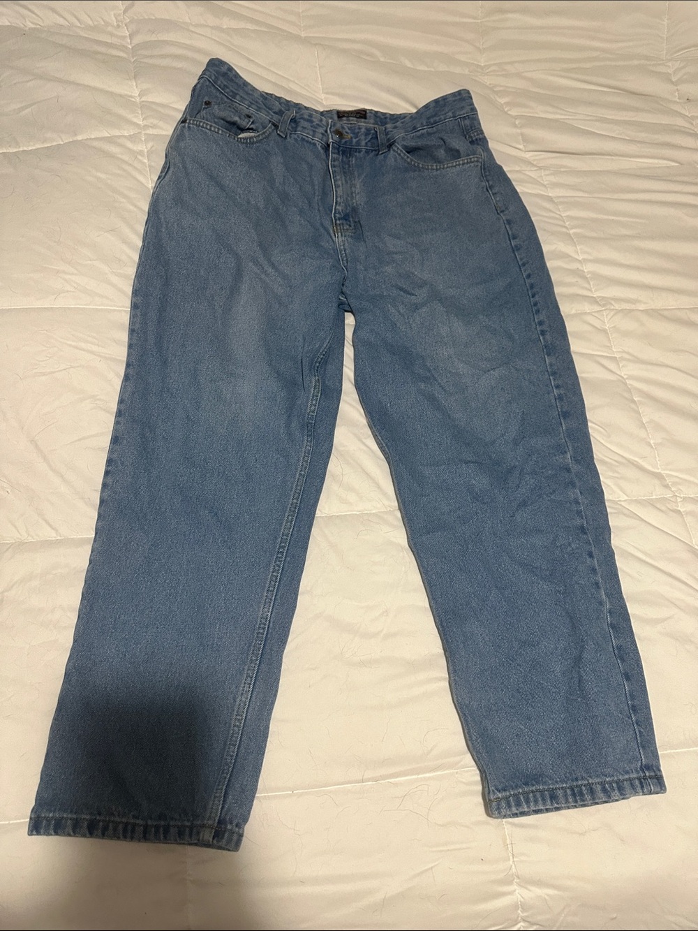 Relaxed fit jeans. 36x28